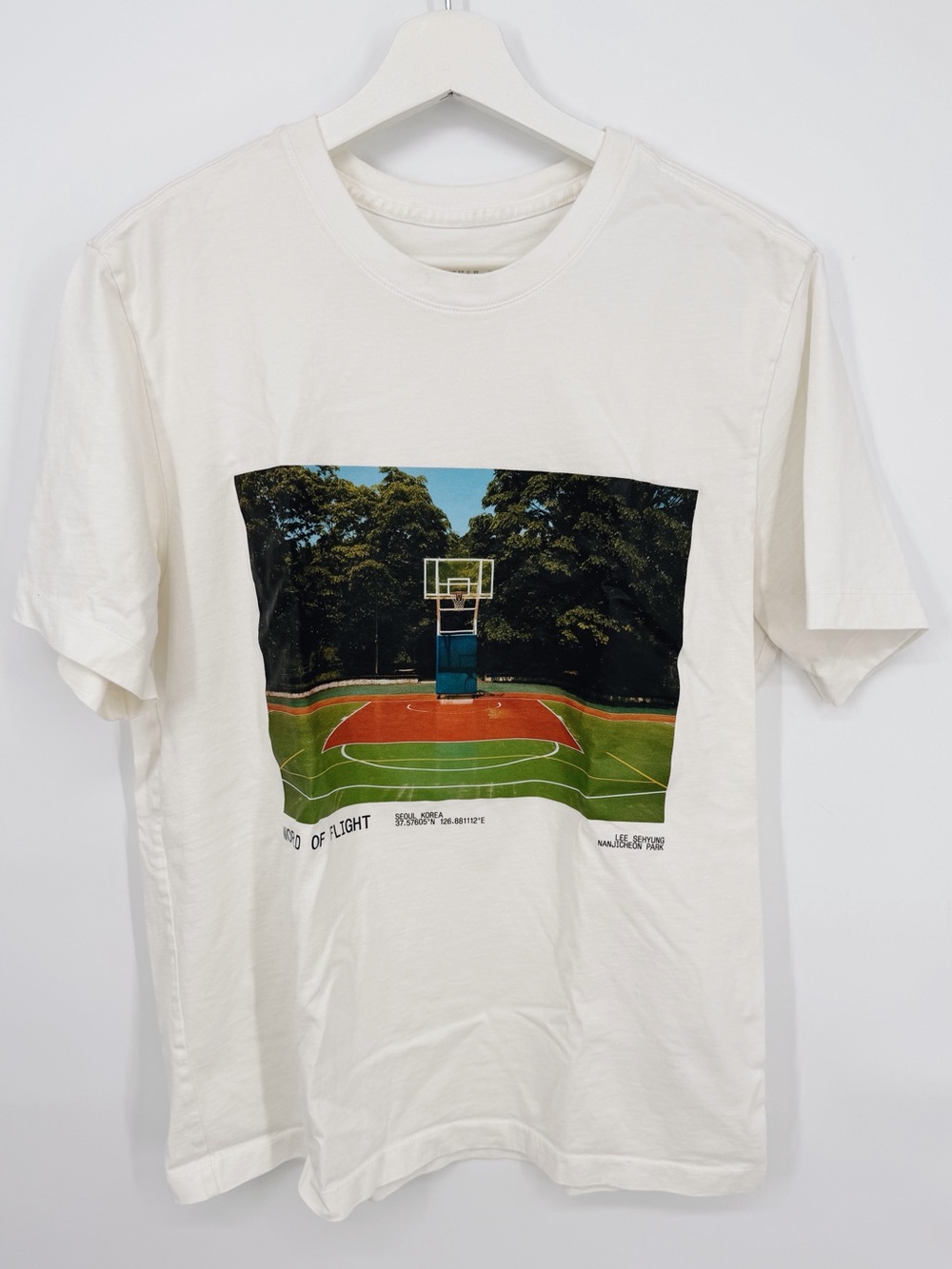 Jordan Brand “Word of Flight” Seoul Korea Basketball Court Photo Tee White XL